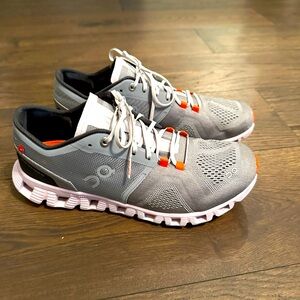 OnCloud X Training Shoes, Women’s Size 9, Gray, Alloy, Lilac